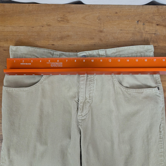 Men's Patagonia Long Corduroy Shorts - Picture 6 of 7